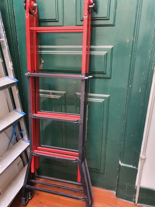 Escada multiusos Litan  4x4 degraus