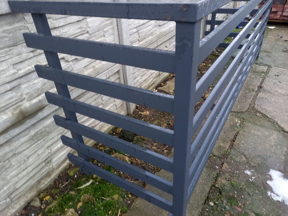 Balustrada balkonowa, balkon