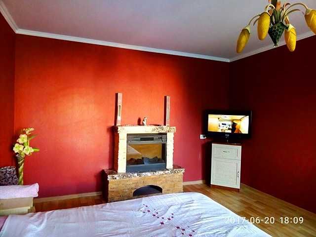 Одокімнатна квартира в самому центрі міста (вул Смілянська 2)