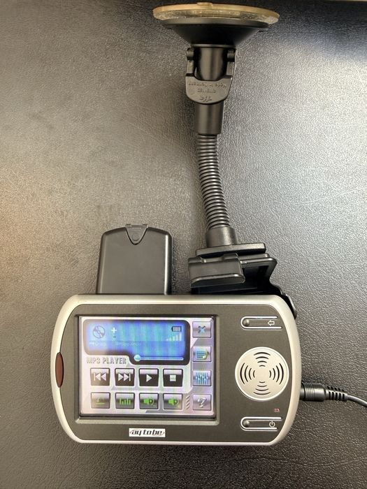 GPS Portátil Auto “Aytobe” + Suporte + Cartão SD (Mapas Ibéria)
