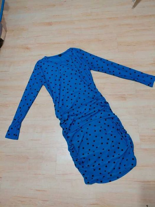 Sukienka niebieska M