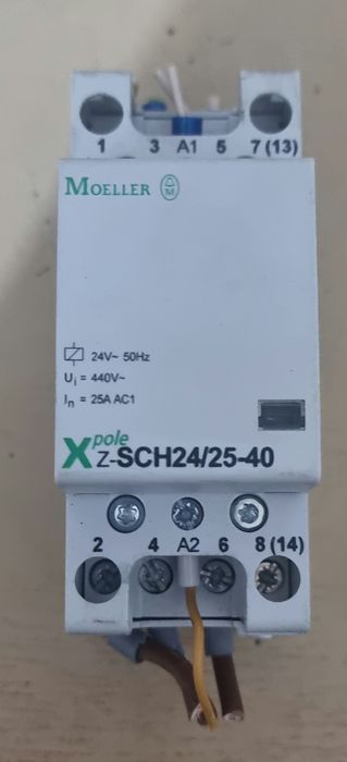 Stycznik instalacyjny Moeller