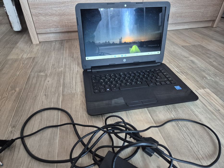 Laptop HP TPN-i119 Sprawny