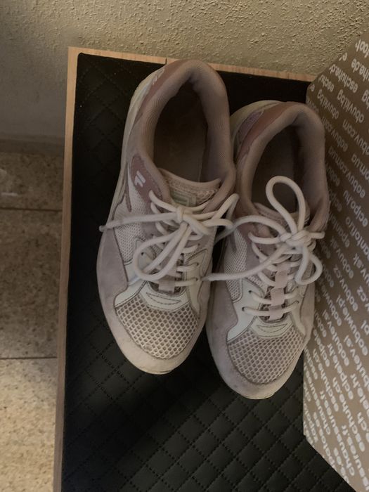 Buty fila w uniwersalnych kolorach