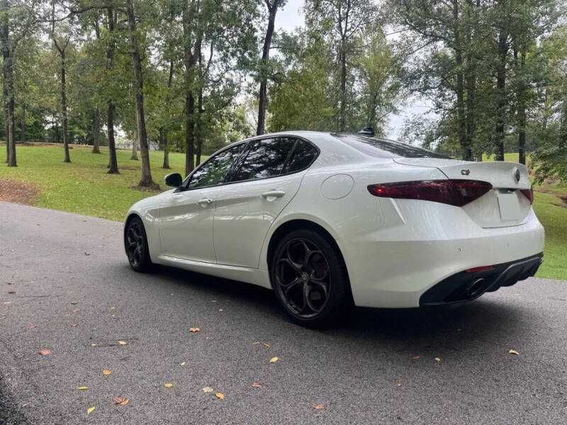 2017 Alfa Romeo Giulia Ti 5400