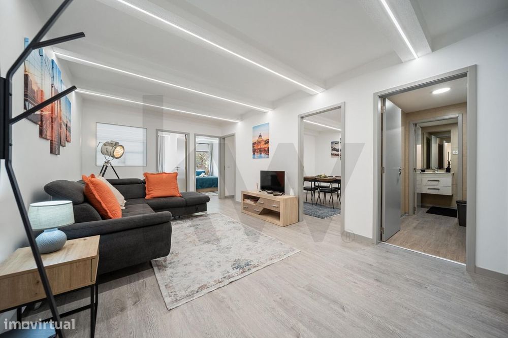 Escritório transformado em Apartamento T3 com Licença de AL | Oportuni