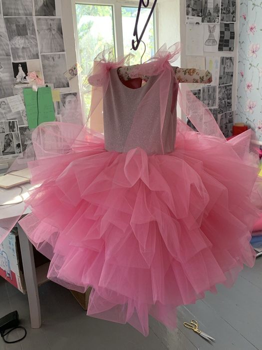 Платье на 4 года пышное нарядное розовое Платье БАРБИ