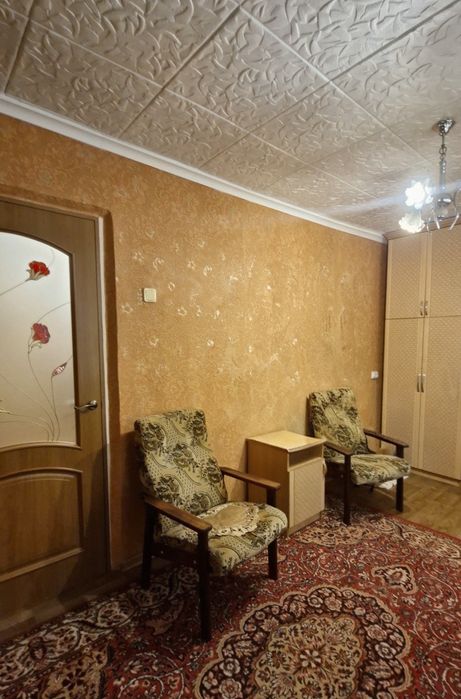 Продам 2х комнатную квартиру на Космонавтов