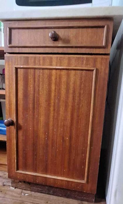 Vendo pequenos  móveis  de casa