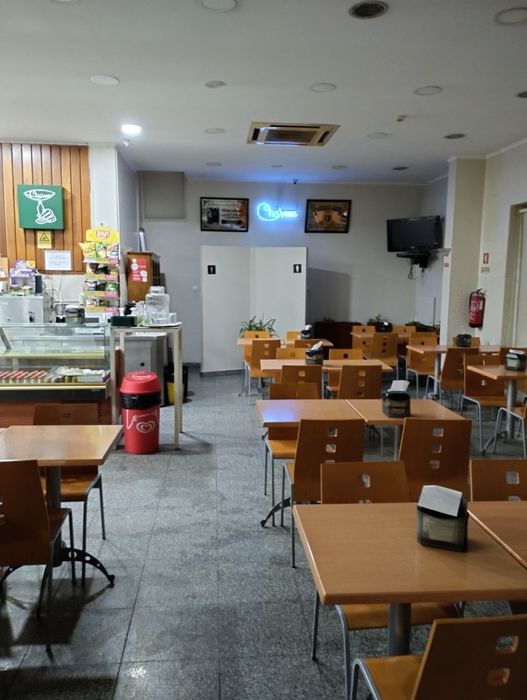 Vendo parte de sosiadade de pastelaria e padaria com fabrico próprio