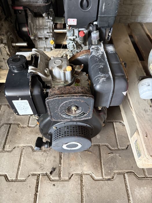 Silnik hatz 1d41 s Wacker zageszczarka yanmar