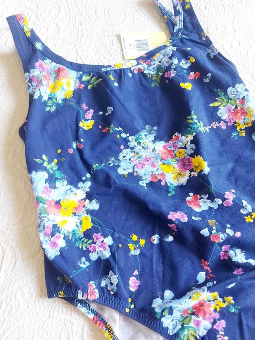 Body azul com flores