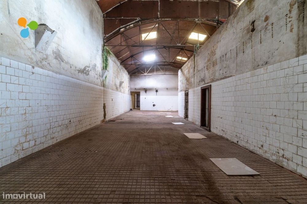 Armazém  Venda em Milheirós,Maia