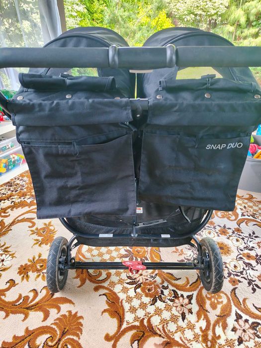 Valco Snap Duo – wózek dla bliźniąt + gratis zabawki