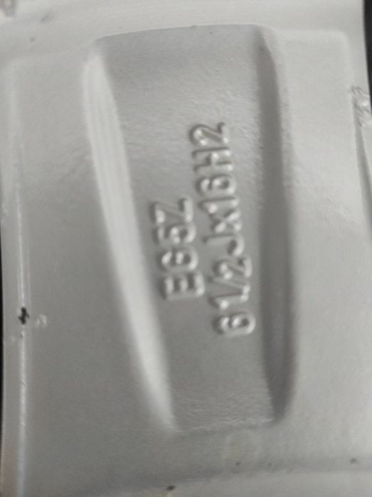 340 Felgi aluminiowe AUDI R 16 5x112 otwór 57,1