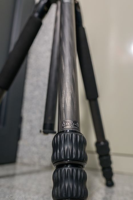 Tripé Sirui Carbono