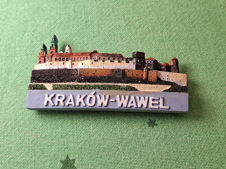 Magnes turystyczny Kraków Wawel zamek wzgórze pamiątka z Krakowa
