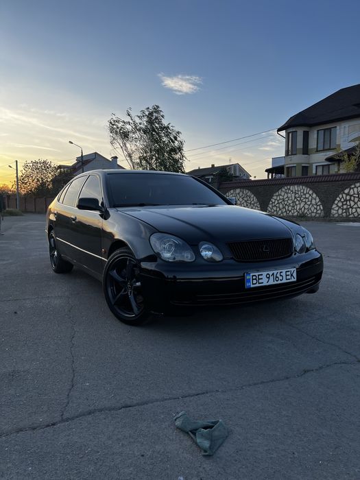 Продам lexus gs300