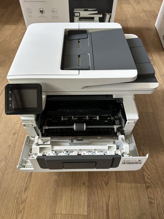 Принтер лазерний HP