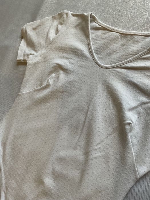 Białe body, krótki rękawek