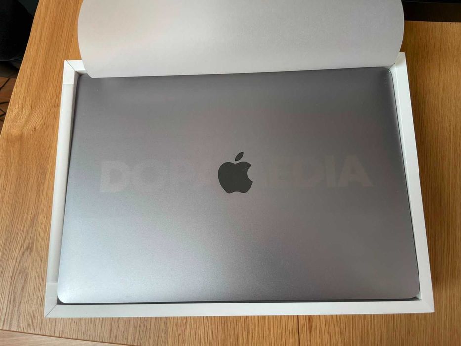MacBook Pro (13 polegadas, M2, 2022)