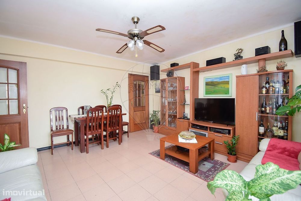 Apartamento T5 para venda