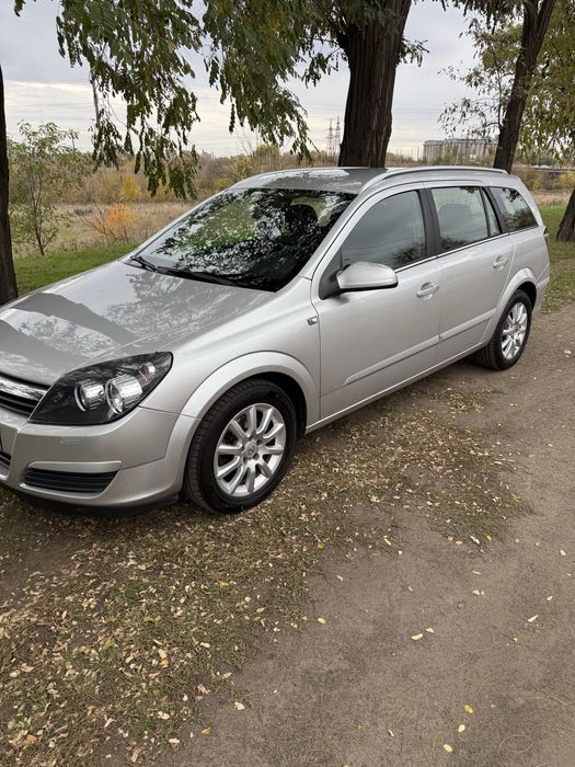 Opel astra h 2004
