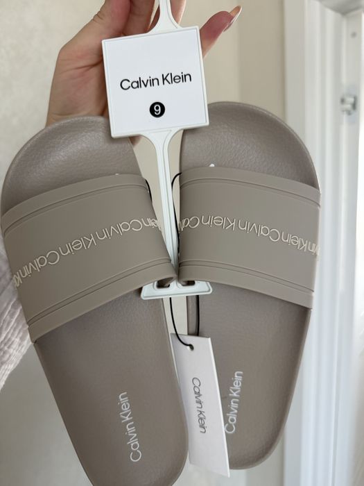 Тапки Calvin Klein us 9 на 26 см