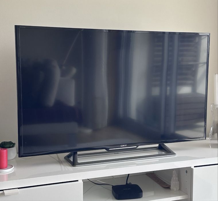 Tv sony bravia 40” (103cm)