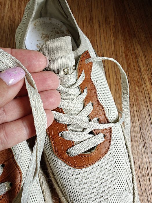 Espadryle bugatti wiązane damskie sneakersy plecionka platforma