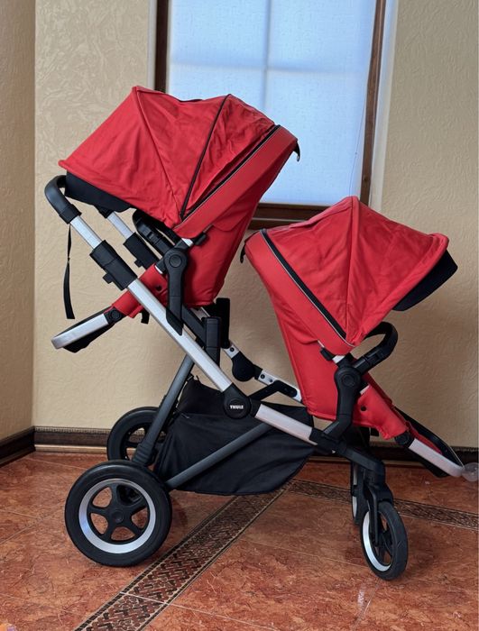 Thule sleek коляска для погодок, двійні червона. 2 люльки + 2 прогуля