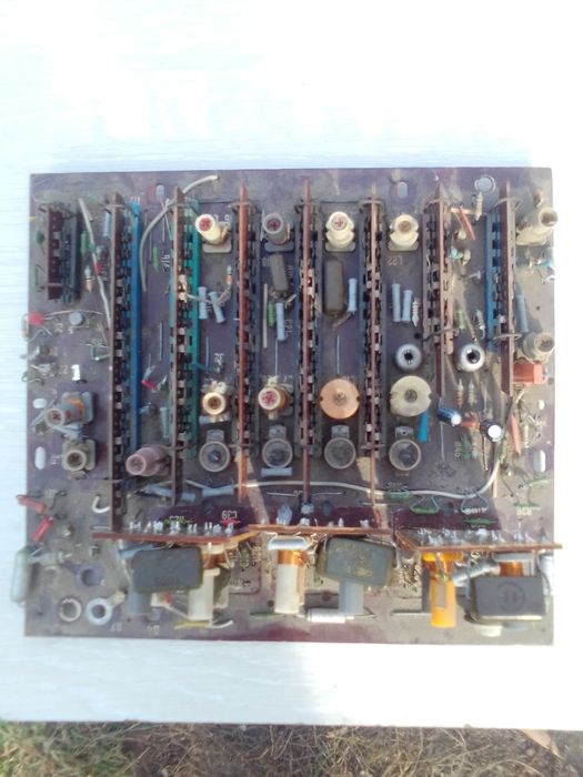 Продам радіодеталі плати