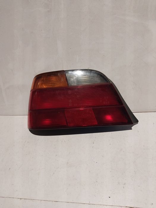 Bmw 7 e 38 lewa tylna lampa lewy tył