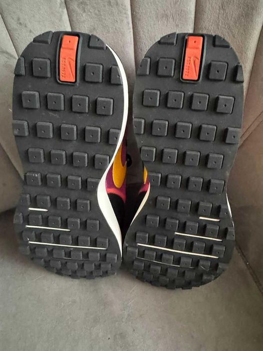 кросівки nike waffle one модель DC 0481-600 розмір 39.5