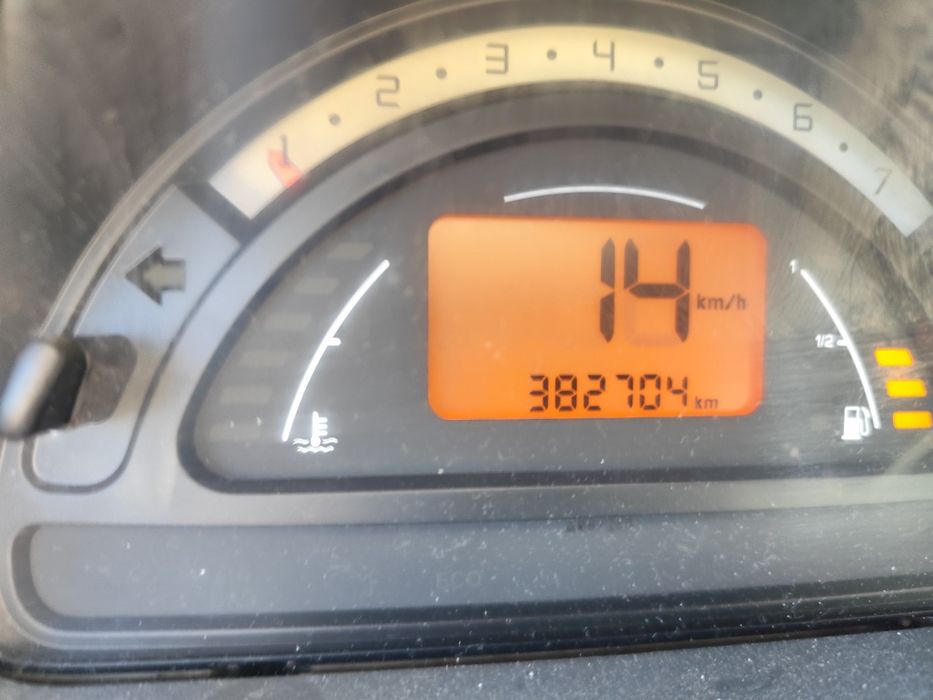 Citroën C2 1.4 HDi VTR | Gasóleo | 4 Lugares | Modelo Exclusivo | 2004 — photo 2