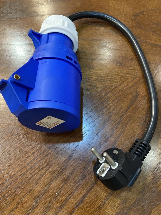 Перехідники Type2/Type1-GBT, Type2-Type1, Type1-Type2 Type2/CCS2-Tesla