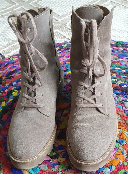 Buty zamszowe 38 jasny beż wiosna jesień