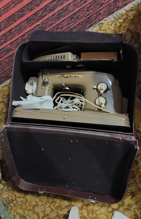 Електрична швейна машинка Тула