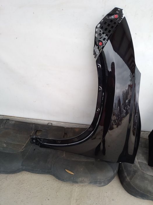 Крило ліве праве на Toyota Highlander Хайлендер 20-24 року