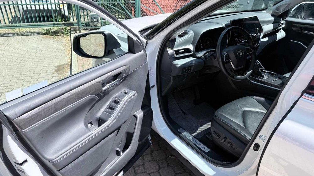 Toyota Highlander Executive, wynajem długoterminowy