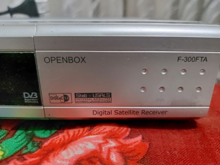 Тюнер Openbox F-300 FTA