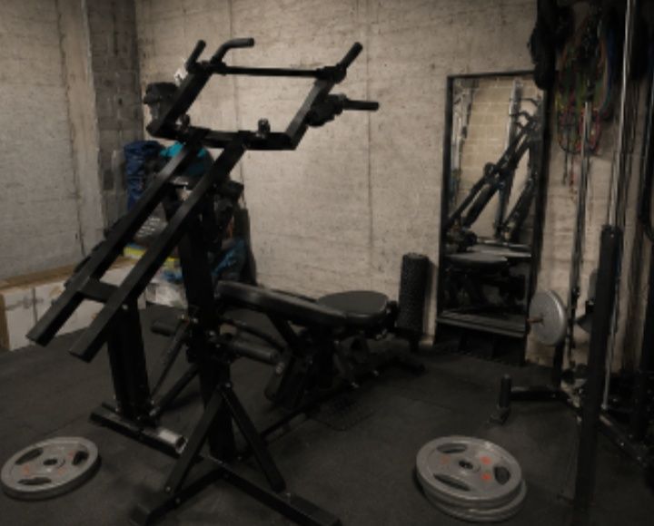 Máquina de musculação Marcy Pro PM 4400