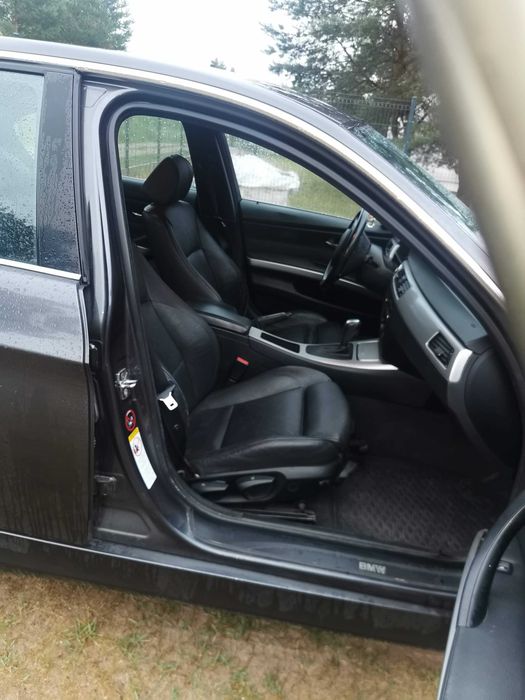 BMW E90 330d 2005
