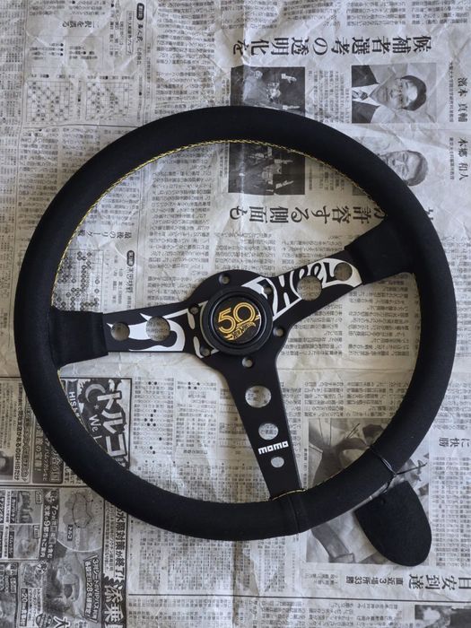 Руль Momo Спортивный с вылетом дрифт замша