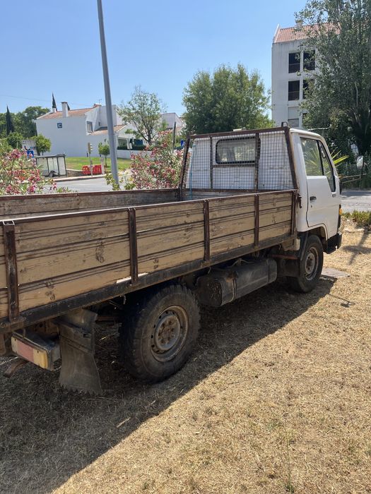 Toyota dyna 150 ….