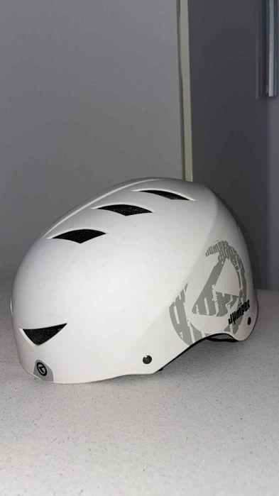 Kask jumper wyczynowy