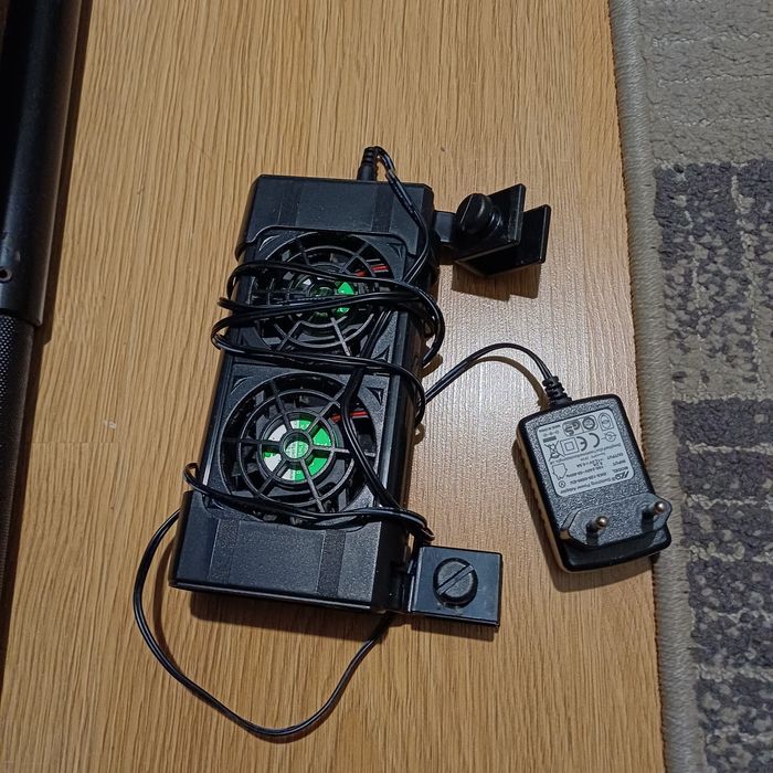 Wiatrak do chłodzenia akwarium