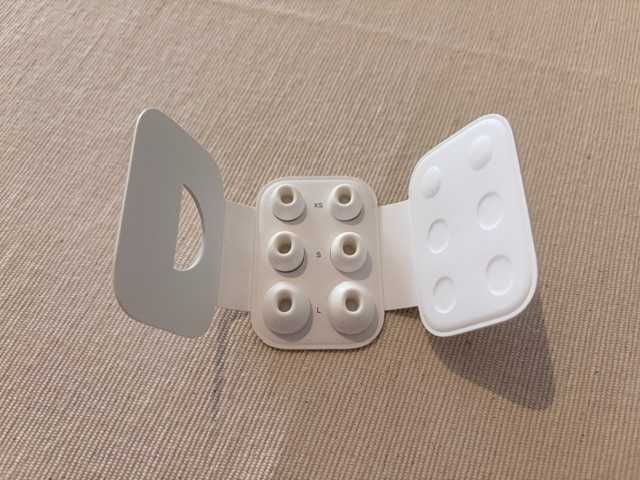 Apple AirPods Pro 2