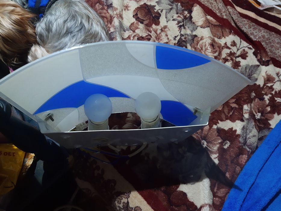 Dwa klinkiety różne