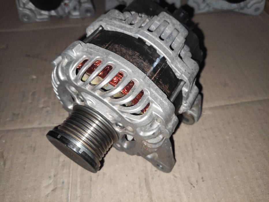 Генератор Renault Captur 0.9 TCe Clio IV 0.9 BH Twingo III Sandero II Smart Forfour 453 1.0 Fortwo A5TE0182ZE